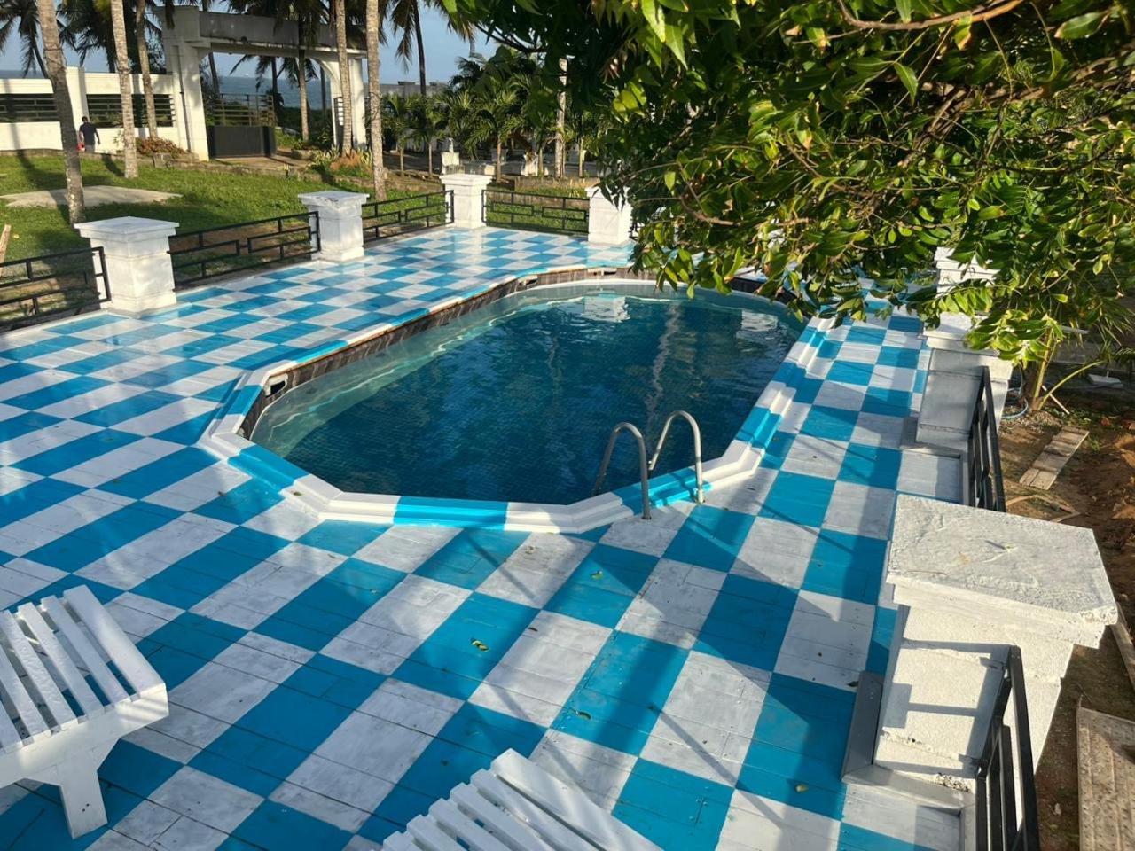 Ceylonta Beach Resort And Spa Hambantota Exterior photo