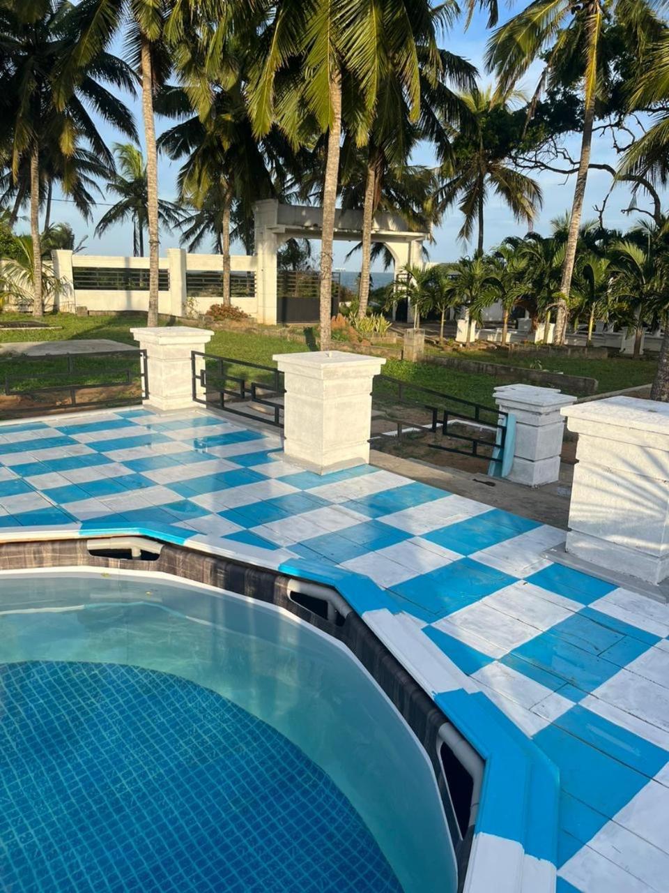 Ceylonta Beach Resort And Spa Hambantota Exterior photo
